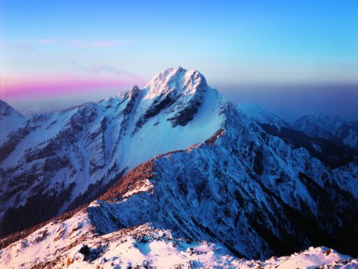 Yushan Jadeberg Taiwan